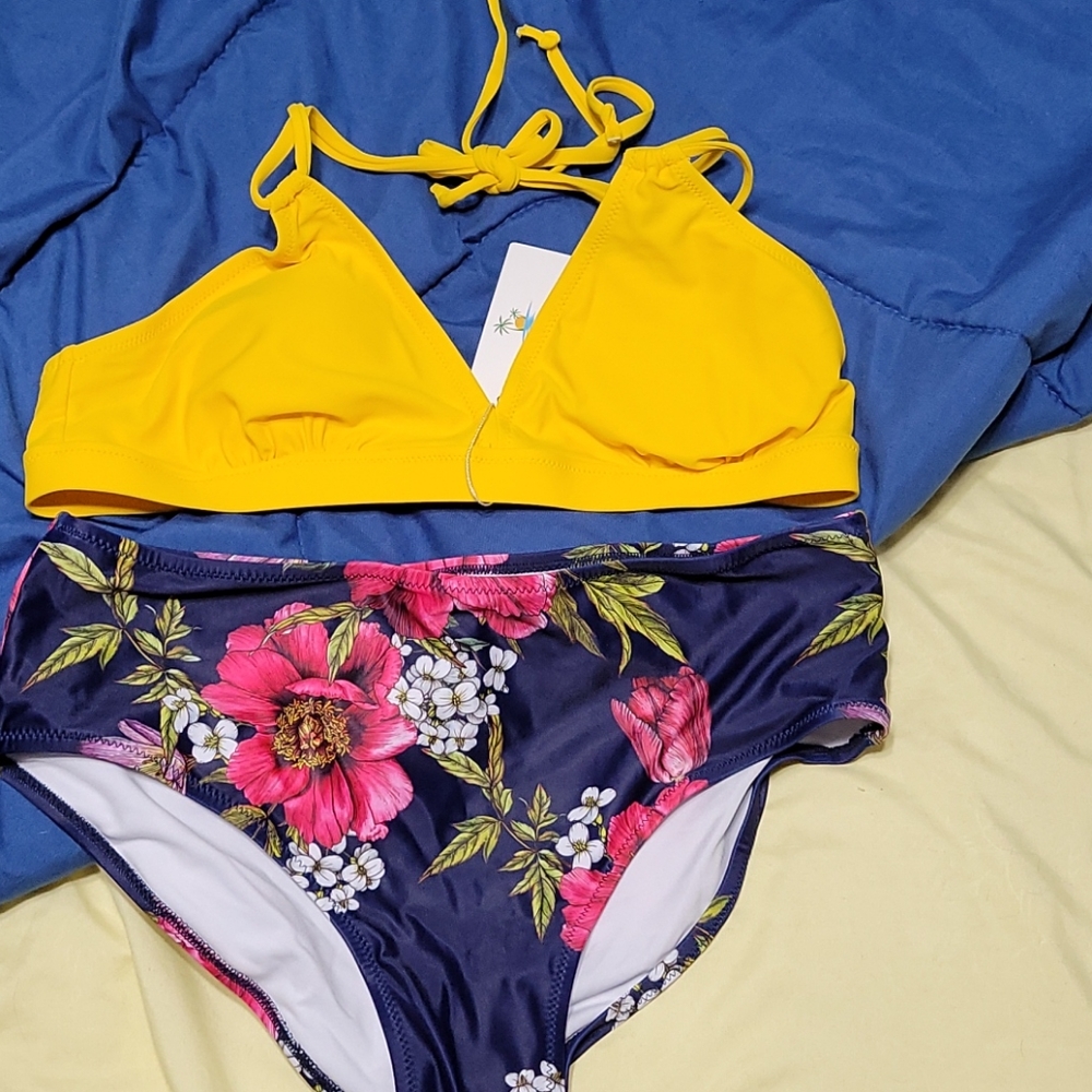 High waisted floral bikini size L